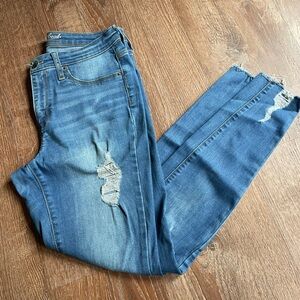 Target Universal Thread Ripped Skinny Jeans in Blue